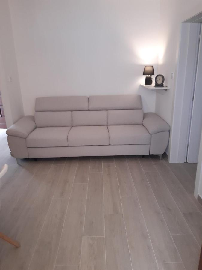 Jandom Apartman Malinska Kültér fotó